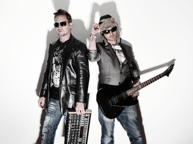 969359_222809187875292_525311449_n